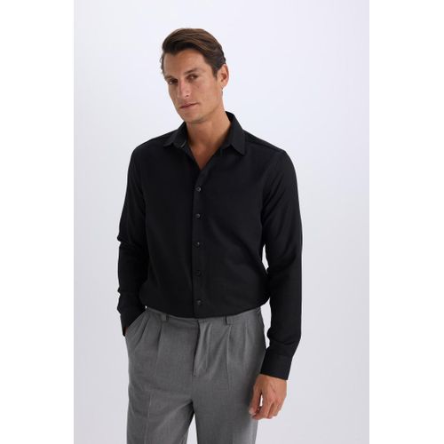 Man Smart Casual Woven Top - Black
